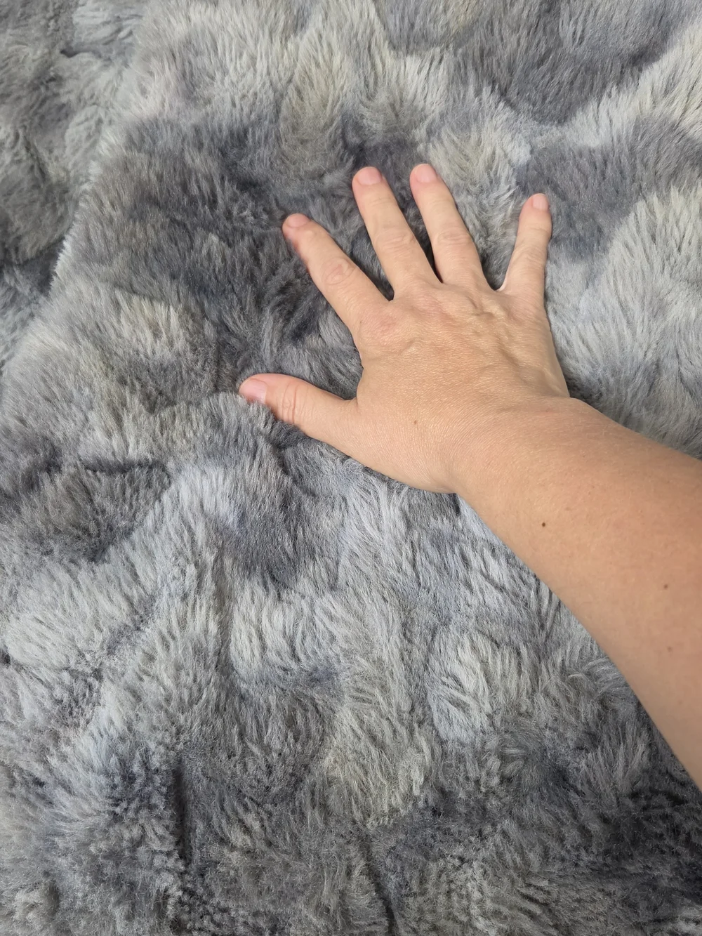 Anthropologie Set Of 3 Luxe Faux Fur Sculpted Bubble Sqaure 24